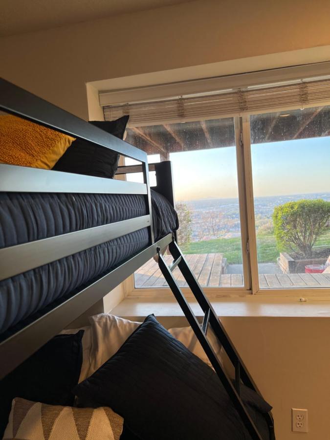 Above Ground Basement Apartment 2 Bedroom 1 B Retreat With Gorgeous View Draper Exterior foto